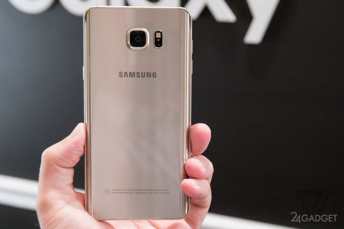 Samsung анонсировал смартфоны Galaxy Note 5, S6 edge+ и умные часы (19 фото)
