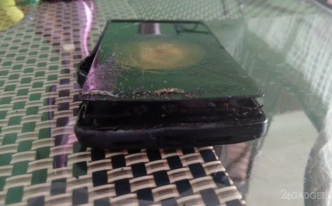 OnePlus One загорелся, едва не став причиной пожара (4 фото)