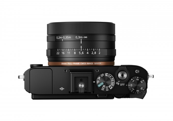 Sony RX1R II - полнокадровая 42-Мп компактная фотокамера (12 фото)