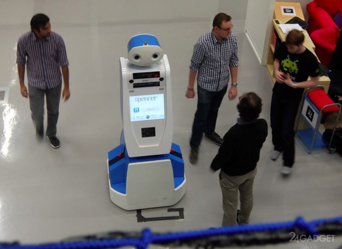 Робот Spencer будет помогать пассажирам, заблудившимся в аэропорту (7 фото + видео)