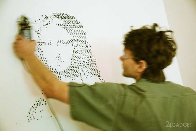 Граффити-принтер любого превращает в художника (5 фото + 2 видео)