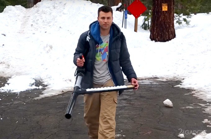 Снежковый пулемёт — орудие для игры в снежки (видео)