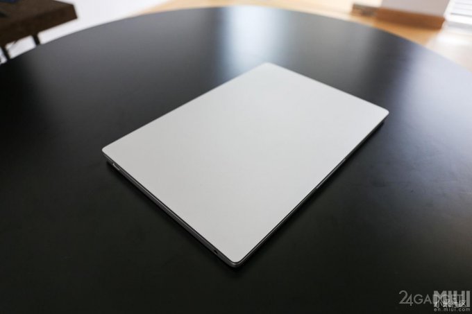 Ноутбуки Xiaomi Mi Notebook Air рассмотрели изнутри (64 фото)