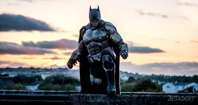 Боевой костюм Бэтмена попал в Книгу рекордов (12 фото + видео)