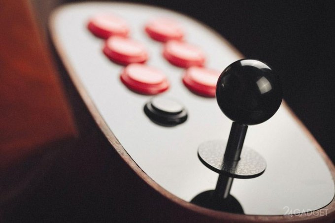 Настольный игровой автомат в ретро-дизайне (7 фото)