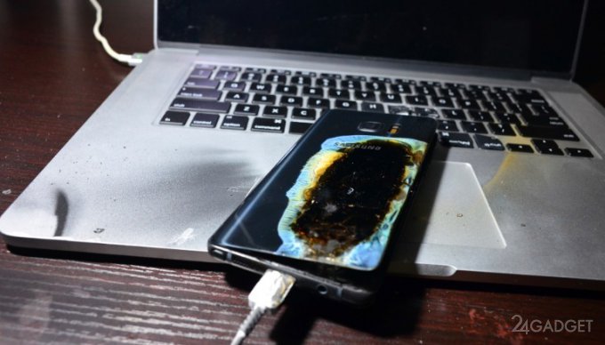 Note 7 из новой партии обжег владельца и повредил MacBook (3 фото)