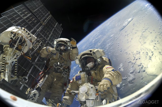 Космонавты рассказали, как отметили Новый год на МКС (видео)