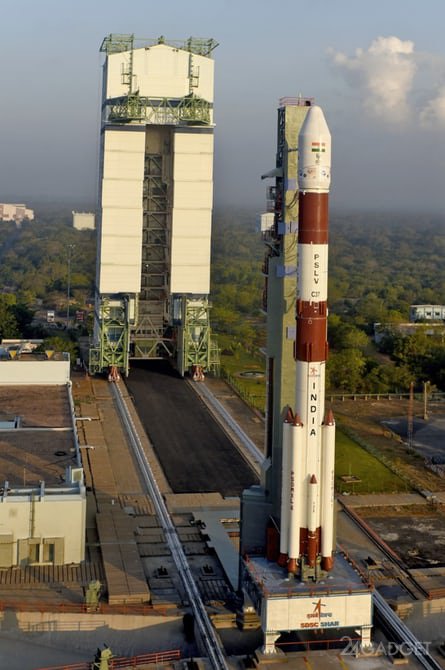 Индия за раз успешно вывела на орбиту рекордные 104 спутника (3 фото)