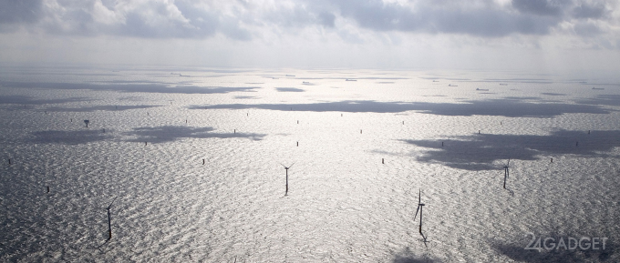 Датский ветряк-голиаф поставил рекорд по выработке энергии (3 фото + 2 видео)