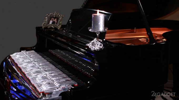 Робот-виртуоз играет на рояле от классики до джаза (7 фото + видео)