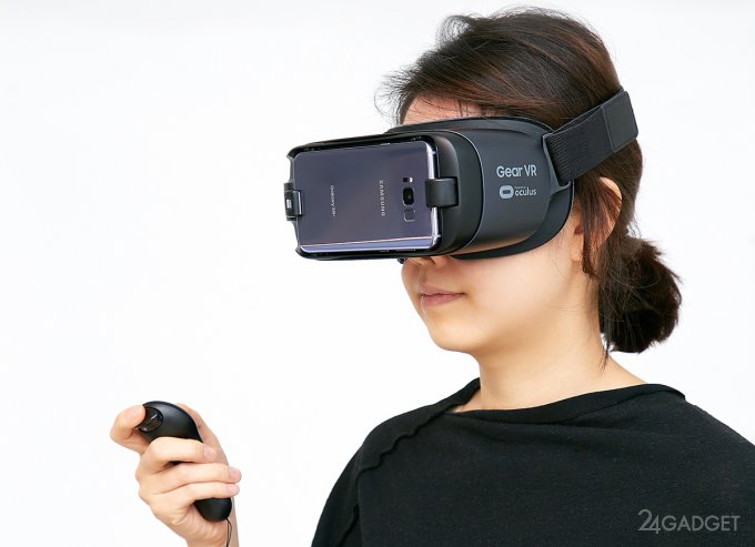 Продажи Samsung Gear VR с контроллером стартуют в апреле (12 фото + видео)