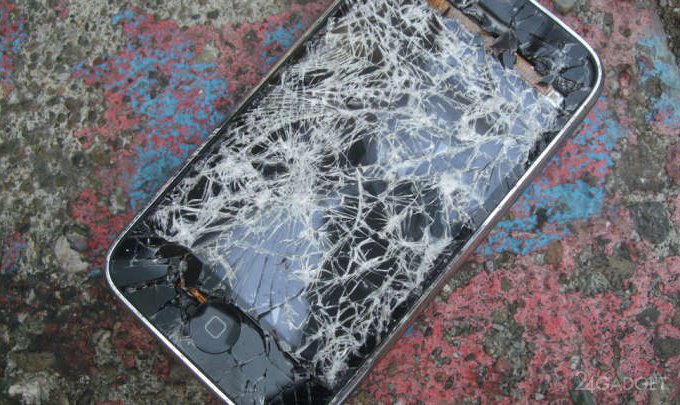 ФАС заставил Apple чинить iPhone с поврежденными дисплеями