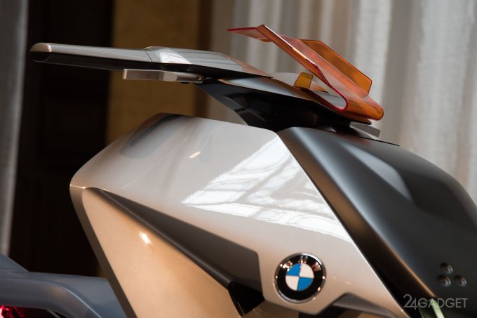 Электроскутер будущего от BMW (18 фото + 2 видео)