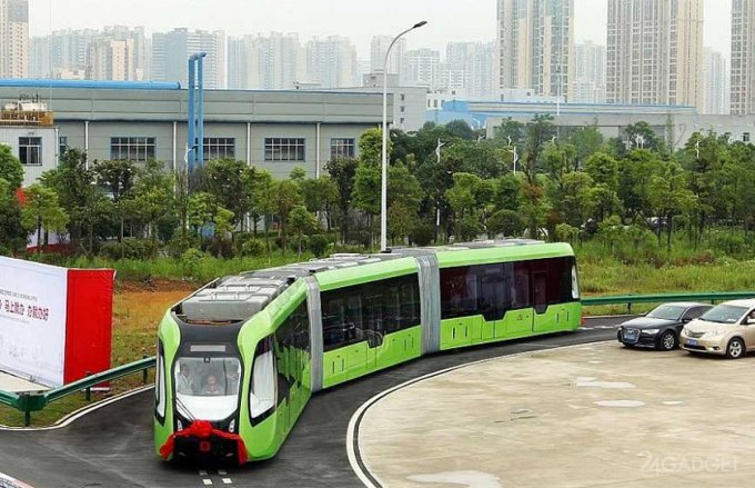 В Китае испытывают гибридный общественный транспорт на основе автобуса и трамвая