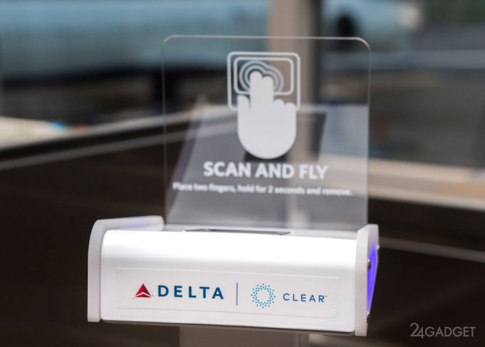 Авиакомпания Delta идентифицирует пассажиров по отпечаткам пальцев (2 фото)