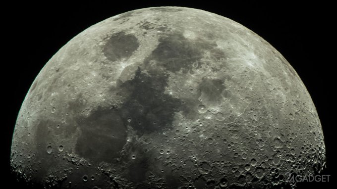 На Луне обнаружена вода (2 фото)