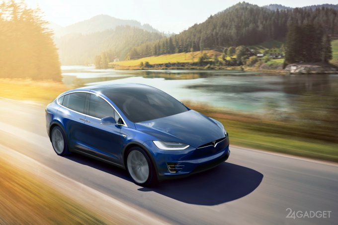 Tesla планирует хранить персональные водительские настройки в облаке