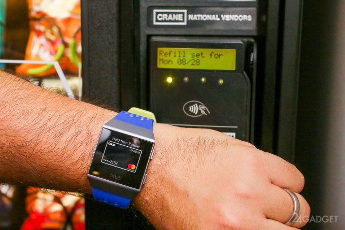 Смарт-часы Fitbit Ionic порадуют своим функционалом (24 фото + видео)