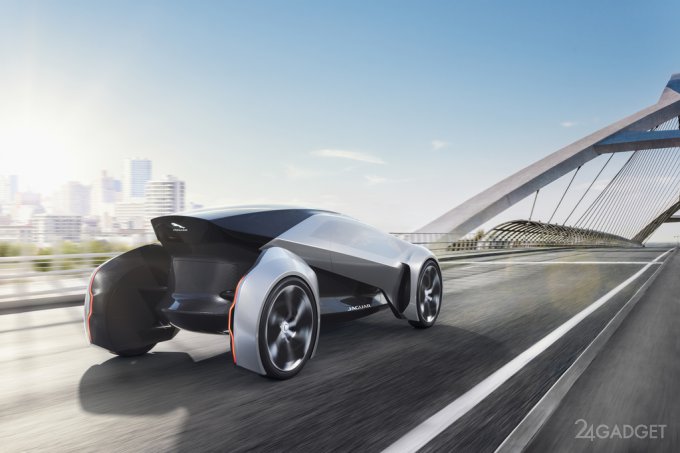 Jaguar Future-Type — автономный электрокар со съёмным умным рулём