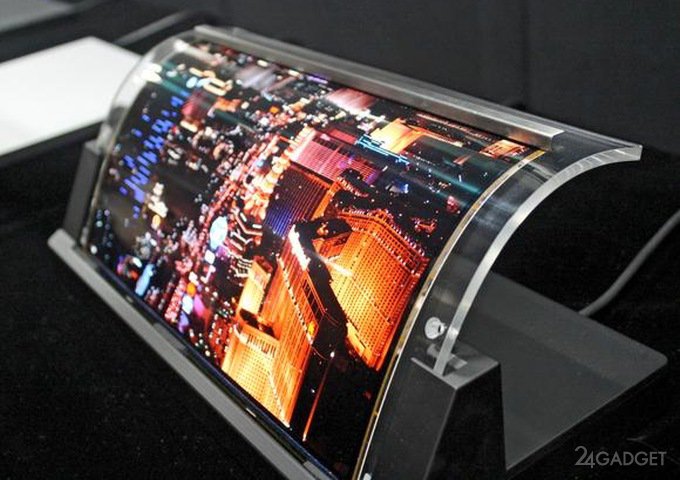 В Японии впервые в мире напечатали OLED-панели
