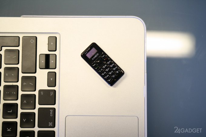 Zanco tiny t1 — самый маленький сотовый телефон (11 фото + видео)