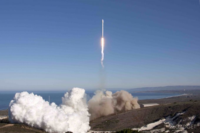 SpaceX задумал использовать воздушные шары для возвращения ракет