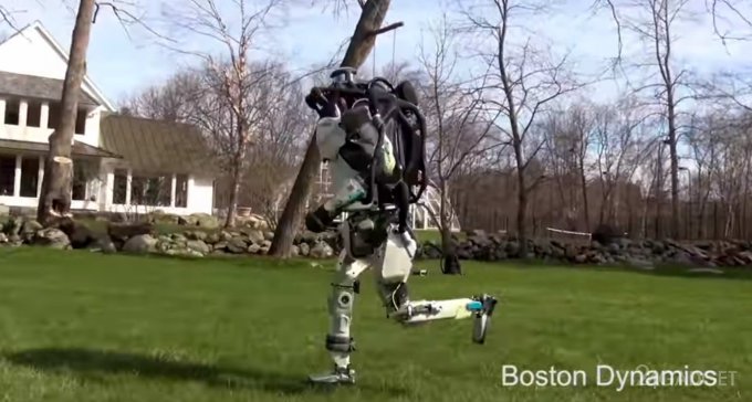 Atlas — робот, научившийся бегать и преодолевать препятствия (2 видео)