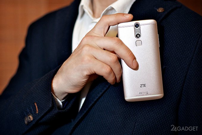 В ZTE задумались о продаже мобильного подразделения (2 фото)