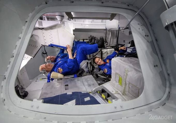 Первый космический корабль от Boeing полетит к МКС в марте (4 фото)