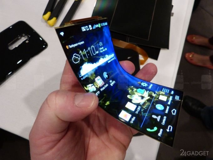 В Sony создают смартфон, скручивающийся в рулон (4 фото)
