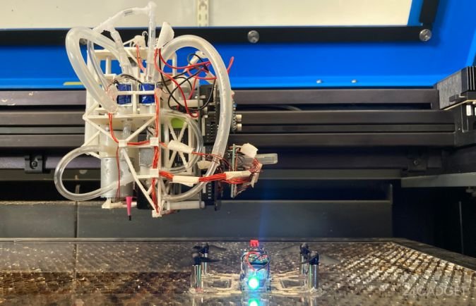 В США создана печатная установка, производящая простейших роботов (видео)