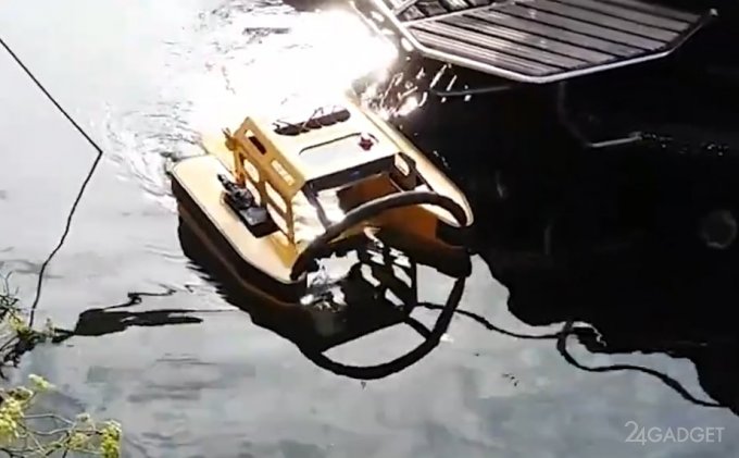 Создан маленький робот, способный очистить океаны от мусора