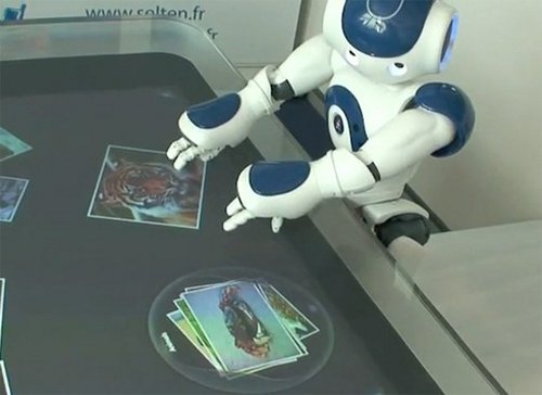 NAO - робот-гуманоид нового поколения (3 фото + 2 видео)