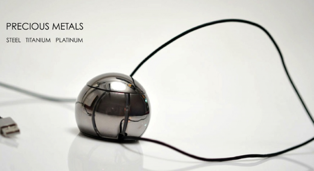 Стальная сенсорнная мышь-шар за $155 (7 фото)