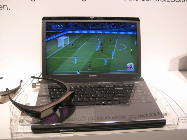 Sony Vaio 3D - ноутбук с поддержкой FullHD 3D видео (2 фото)