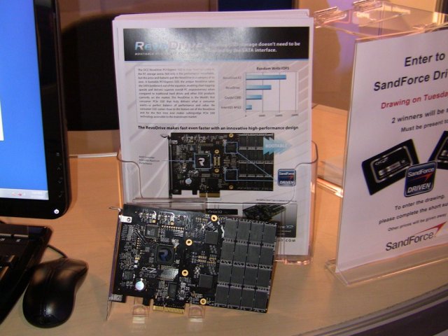 RevoDrive X2 - скоростной SSD накопитель (4 фото)