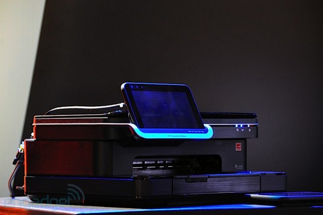 HP Photosmart e-Station - струйные принтеры со съёмным планшетом (12 фото)