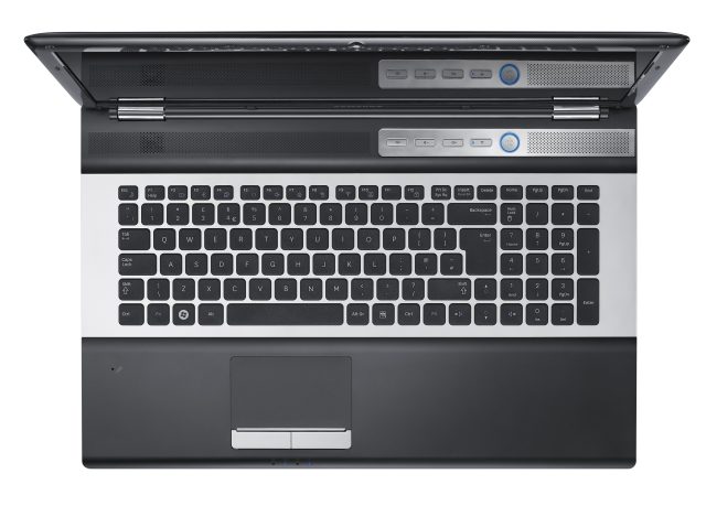 Высокопроизводительные ноутбуки Samsung серии RF (7 фото)
