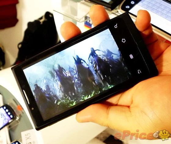 Huawei Ideos X6 и X5 - китайские гуглофоны с большими дисплеями (6 фото)