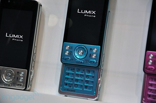 Panasonic Lumix Phone - самый настоящий камерофон (15 фото)
