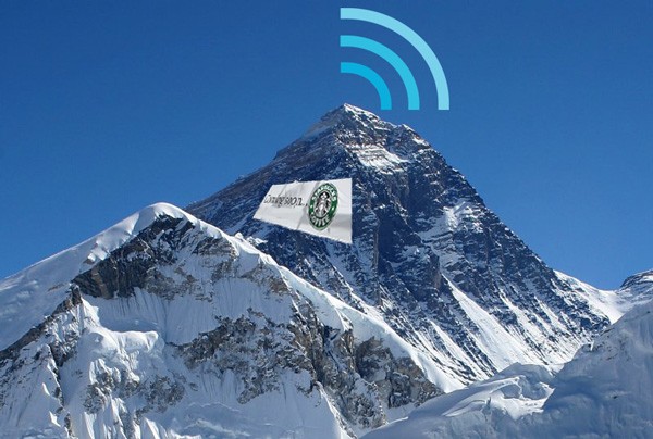 На горе Эверест появился интернет и мобильная связь