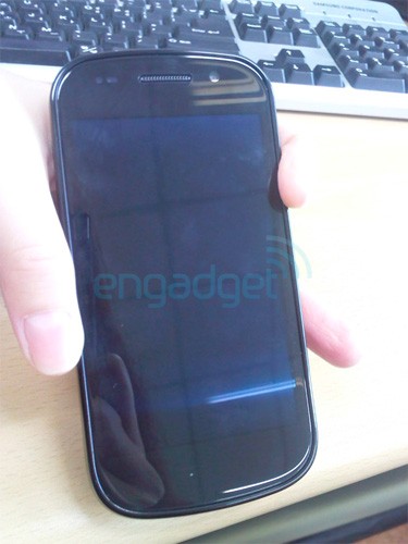 Nexus S - новый Google-телефон (5 фото)