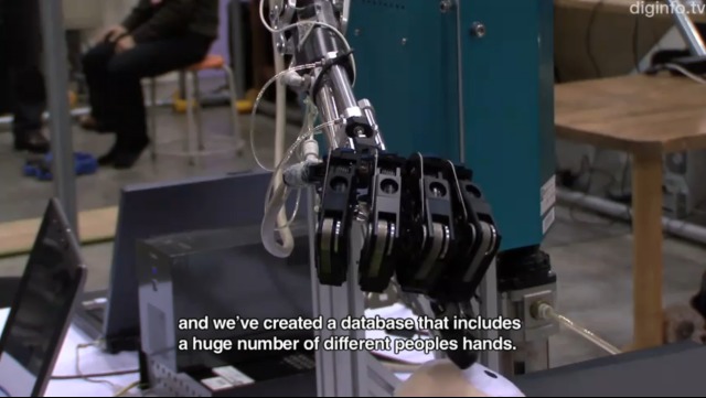 Механическая рука от японских студентов (видео)