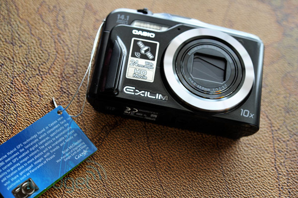 Casio EXILIM EX-H20G -  первая в мире камера с GPS (7 фото + видео)