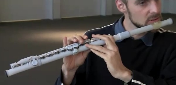 На 3D принтере печатают флейты (видео)