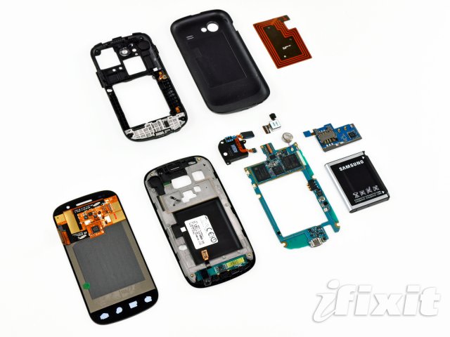 Разбираем Google Nexus S (14 фото)