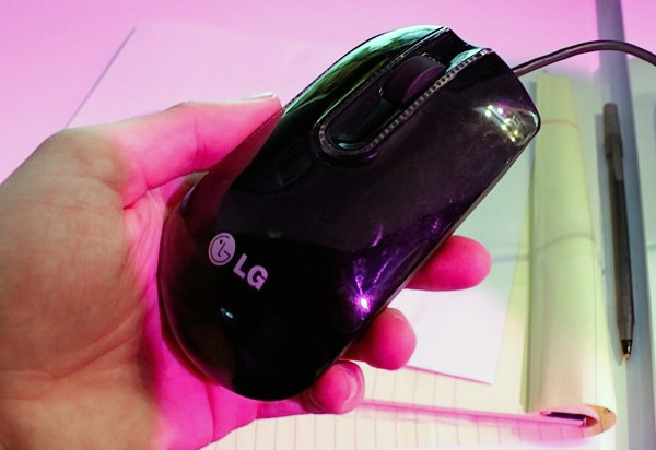 LG LSM-100 - мышь со встроенным сканером (5 фото + видео)