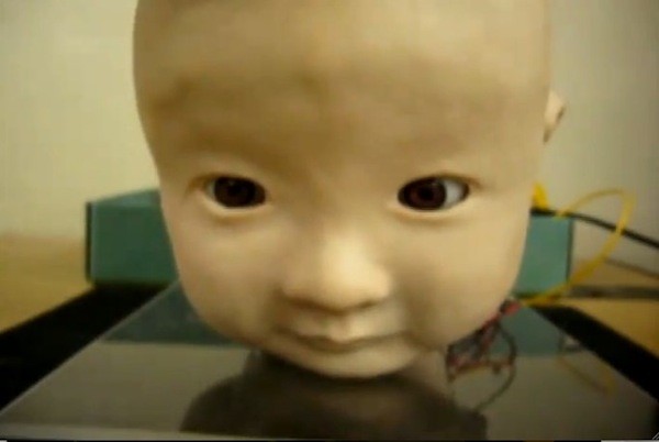 Говорящая детская голова (2 видео)