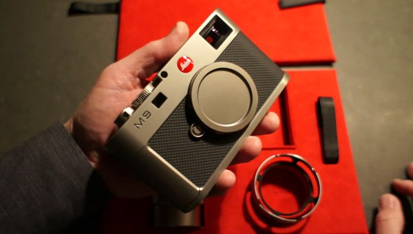 Титановый Leica M9 (3 видео)