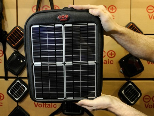 Voltaic Solar Spark - сумка-чехол с солнечными батареями (7 фото + видео)
